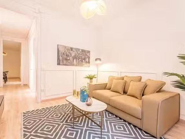 Piso de 4 habitaciones en Barcelona