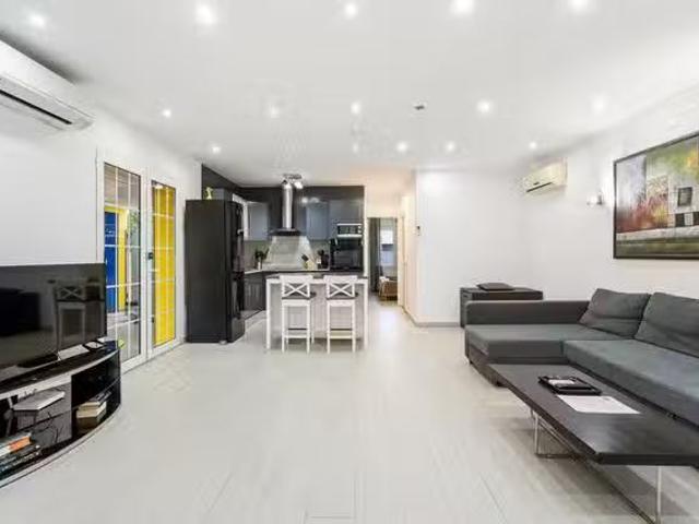 Piso de 4 habitaciones en Empuriabrava