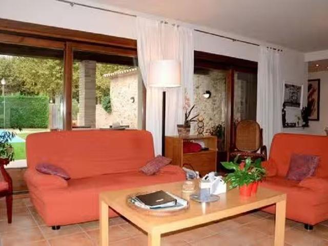 Piso de 4 habitaciones en Peratallada