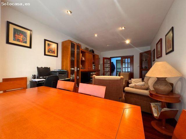 PISO DE 4 HABITACIONES EN PLENO CENTRO DE PONTEVEDRA, CON GARAJE Y TRASTERO