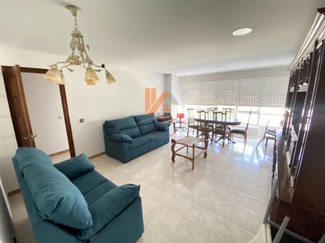 PISO DE 4 HABITACIONES EN ZONA NORTE