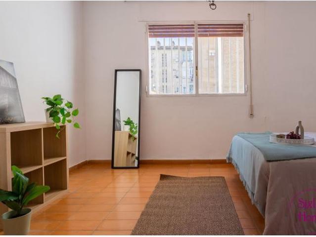 Piso de 5 dormitorios en pleno centro de Huesca