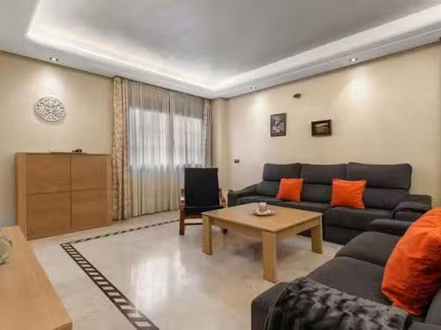 Piso de 5 habitaciones en Málaga