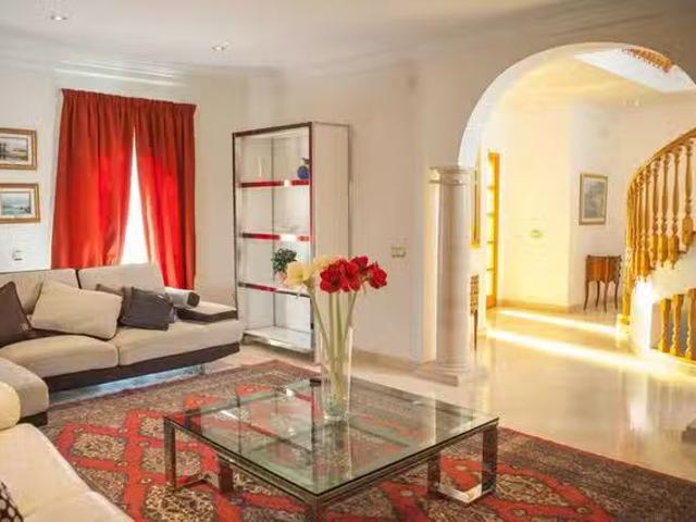 Piso de 5 habitaciones en Mijas