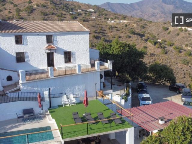 Piso de 5 habitaciones en alquiler en Málaga