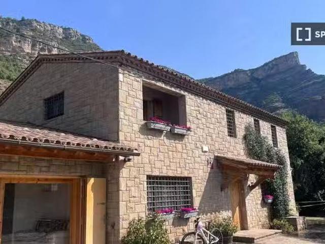 Piso de 5 habitaciones en alquiler en Barcelona