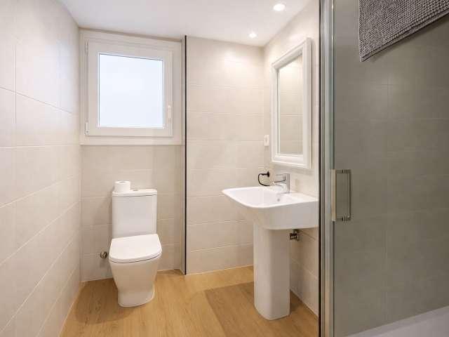 Piso de 5 habitaciones en alquiler en Zaragoza