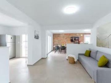 Piso de 5 habitaciones en San Fulgencio