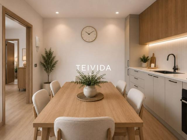 ¡Piso de 5 habitaciones y 2 balcones en El Fraile! 113m² Arona