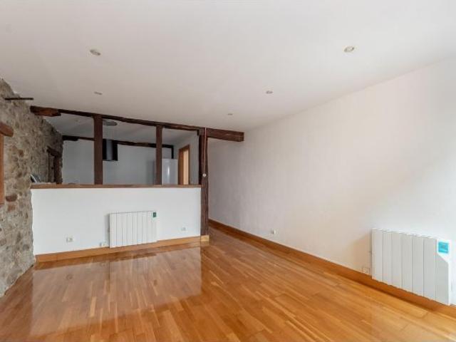Piso ¡Descubre tu nuevo hogar en el corazón de Bermeo!