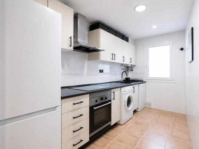 Piso disponible de 2 habitaciones en el Cabanyal