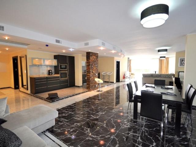 Piso exclusivo de 400 m2 en alquiler Río verde, Marbella, Provincia de Málaga, Andalucía