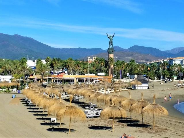 Piso exclusivo de 90 m2 en venta en Puerto Banús, España