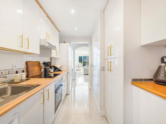 Piso exclusivo de 90 m2 en alquiler en Nueva Andalucia, España