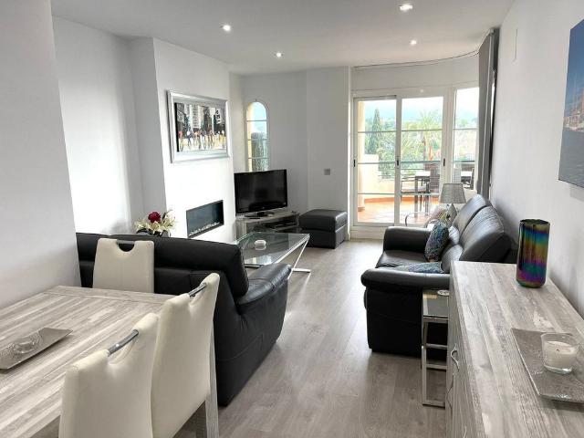 Piso exclusivo de 100 m2 en alquiler en Nueva Andalucia, España