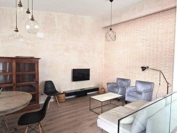 Piso de alto standing de 91 m2 en venta en Sevilla, Andalucía