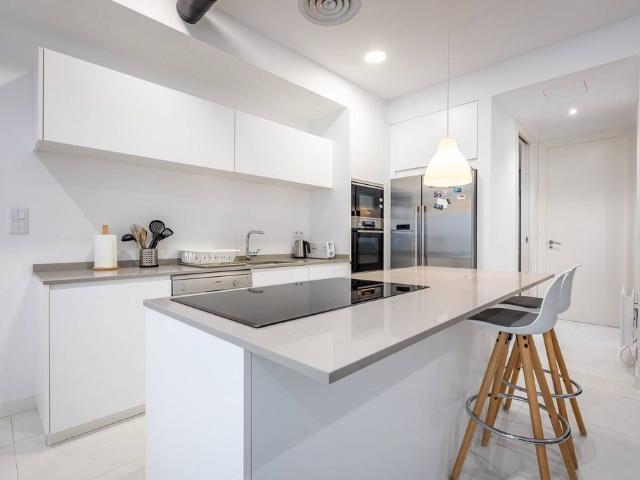 Piso exclusivo de 106 m2 en venta en Calle Independencia 23, Monte Alto Zalaeta Atocha, La Coruña, Provincia de La Coruña, Galicia