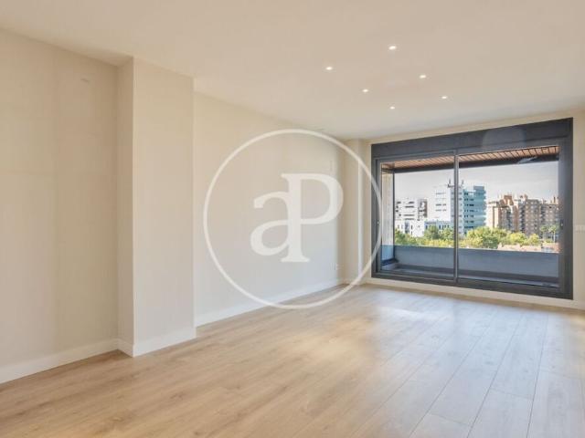 Piso de alto standing de 115 m2 en alquiler en Valencia, Comunidad Valenciana