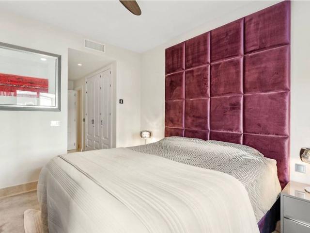 Piso exclusivo de 120 m2 en venta en Benahavís, Andalucía