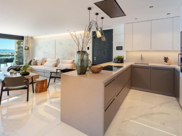 Piso exclusivo de 121 m2 en venta en Marbella, Andalucía