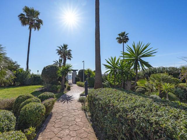 Piso exclusivo de 122 m2 en venta en Estepona, Andalucía