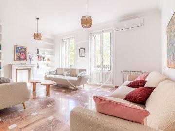 Plaza de la Lealtad, Las Cortes, Madrid Centro, Madrid