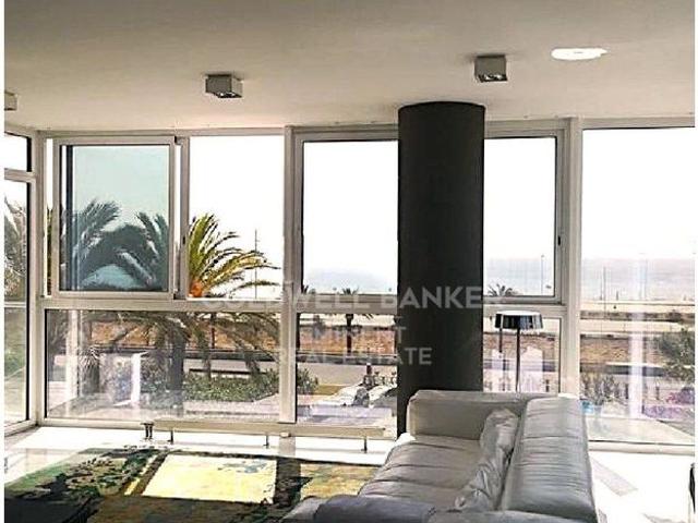 Piso de alto standing de 144 m2 en venta en Barcelona, Cataluña