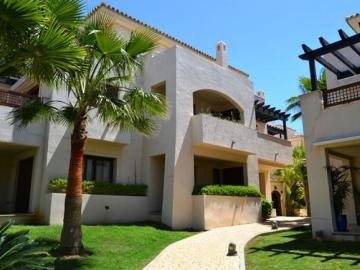 Piso exclusivo de 145 m2 en venta en Puerto Banús, Andalucía