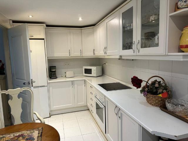 Piso exclusivo de 150 m2 en alquiler en Puerto Banús, España