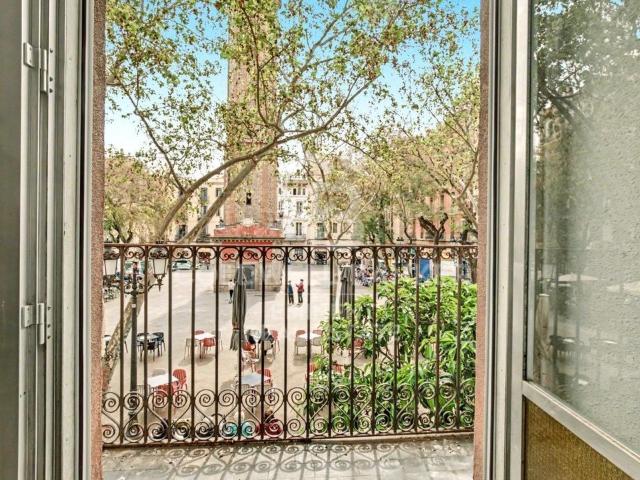 Piso de alto standing de 195 m2 en venta en Barcelona, Cataluña