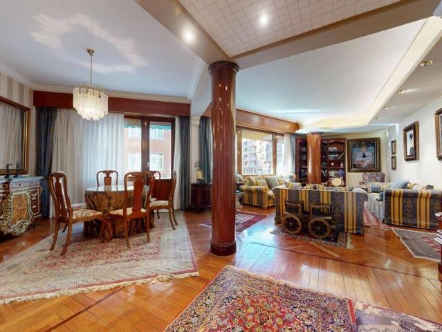 Piso exclusivo de 205 m2 en venta en Bilbao, España