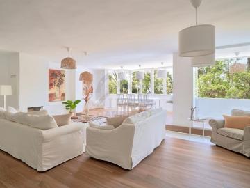 Piso de lujo en venta en Pedregalejo Morlaco, Málaga, Andalucía