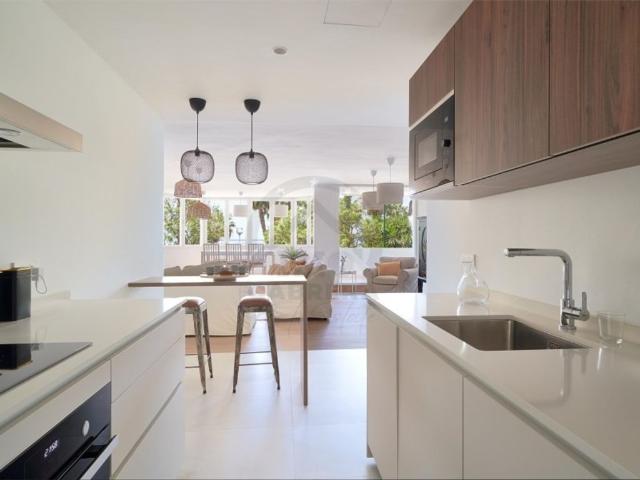 Piso de lujo en venta en Pedregalejo Morlaco, Málaga, Andalucía
