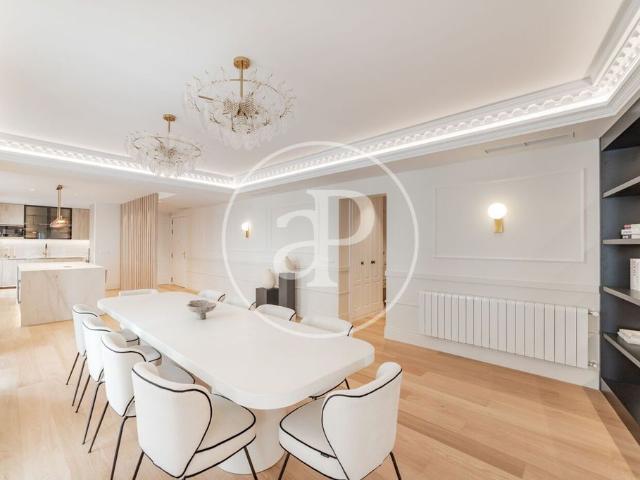 Piso exclusivo de 212 m2 en venta en Madrid, España
