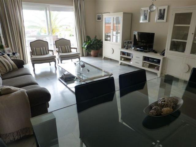 Piso exclusivo de 220 m2 en venta en Nueva Andalucia, España