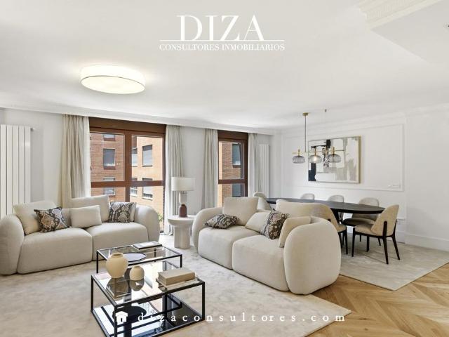 Piso exclusivo de 225 m2 en venta en Madrid, España