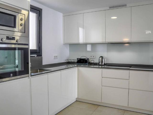 Piso exclusivo de 236 m2 en venta en Puerto Banús, España