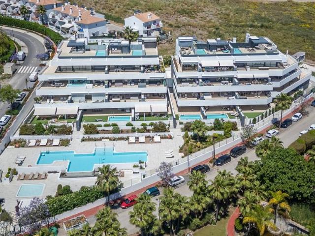 Piso exclusivo de 250 m2 en venta en Estepona, Andalucía