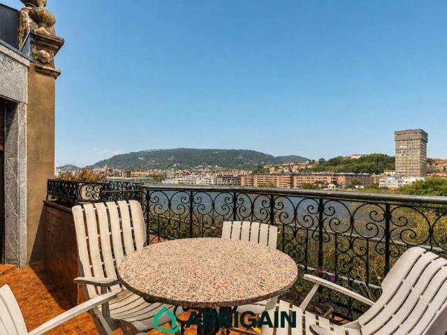 Piso exclusivo de 250 m2 en venta en San Sebastián, España