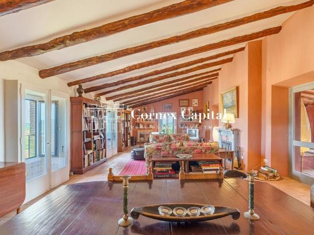 Piso exclusivo de 254 m2 en venta en Albons, Cataluña