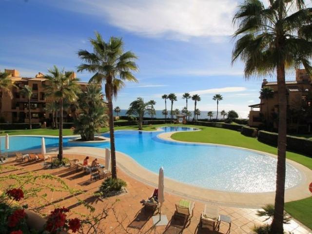 Piso exclusivo de 265 m2 en venta en Estepona, Andalucía