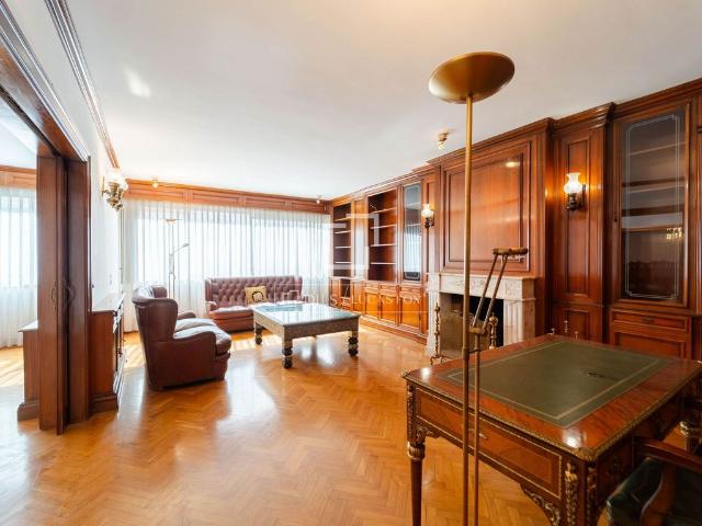 Piso exclusivo de 352 m2 en venta en Valencia, España