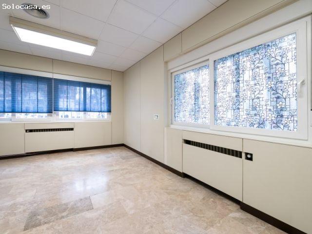 Piso exclusivo de planta completa, muy luminoso y con múltiples posibilidades