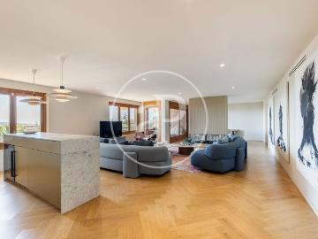 Les Tres Torres, Ronda Litoral, Barcelona, Cataluña, Cataluña