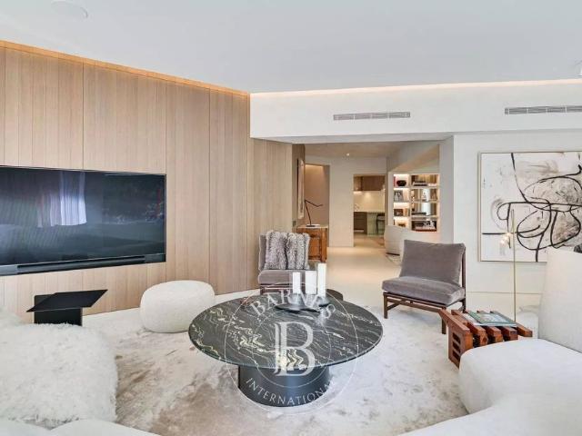 Piso de alto standing de 183 m2 en venta en Barcelona, Cataluña