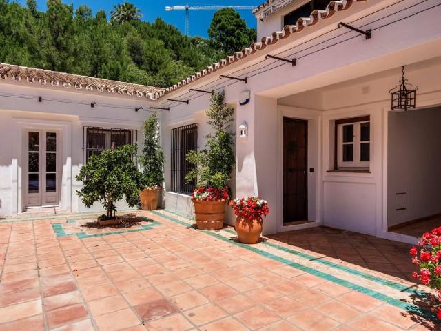 Piso exclusivo en venta en Benahavís, España