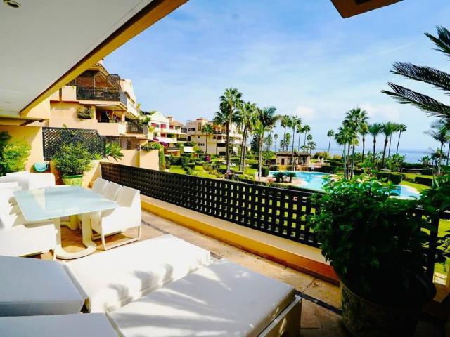 Piso exclusivo en venta en Estepona, Andalucía