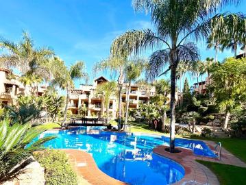 Piso exclusivo en venta en Estepona, España