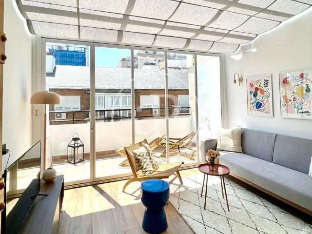 Atico de alto standing de 130 m2 en venta Madrid, España
