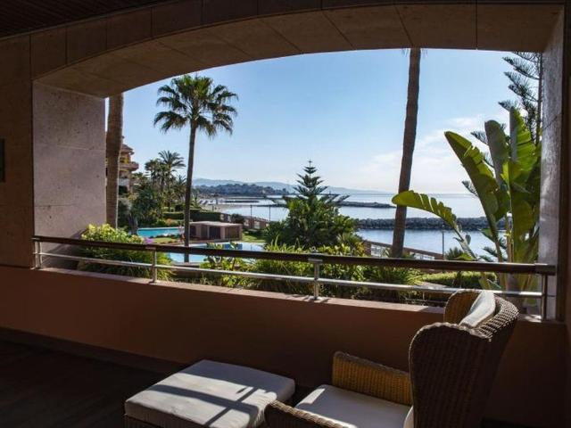 Piso exclusivo en venta en Puerto Banús, España